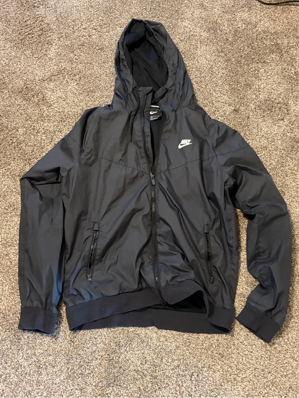 Nike Black Men’s Hooded Windbreaker with White Logo
